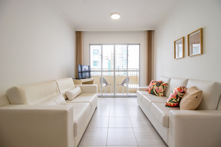 NVR82B - Sacada, Quadra Mar, 2 Dorm Climatizados