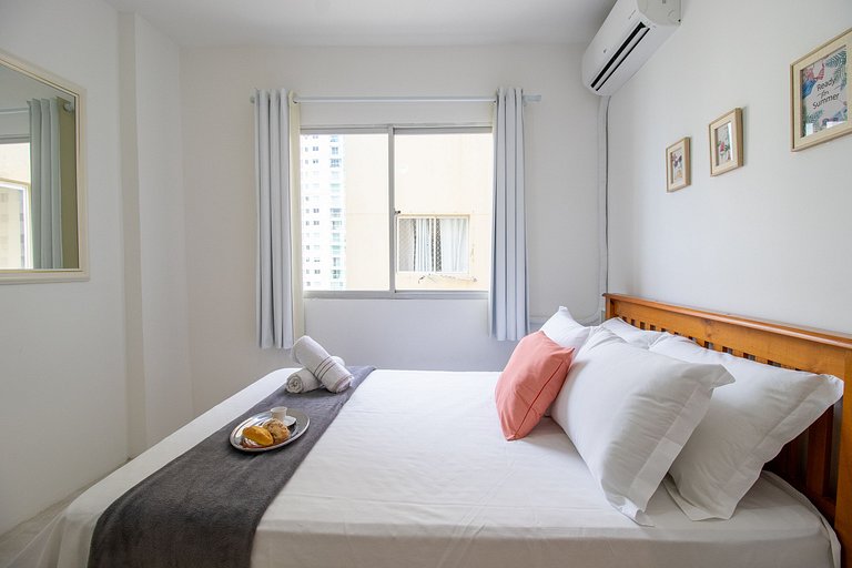 NVR82B - Sacada, Quadra Mar, 2 Dorm Climatizados