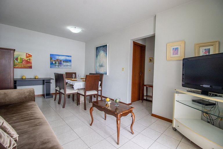 ISO86B - Sacada com Churrasq, 2 Dorm, Climatizado
