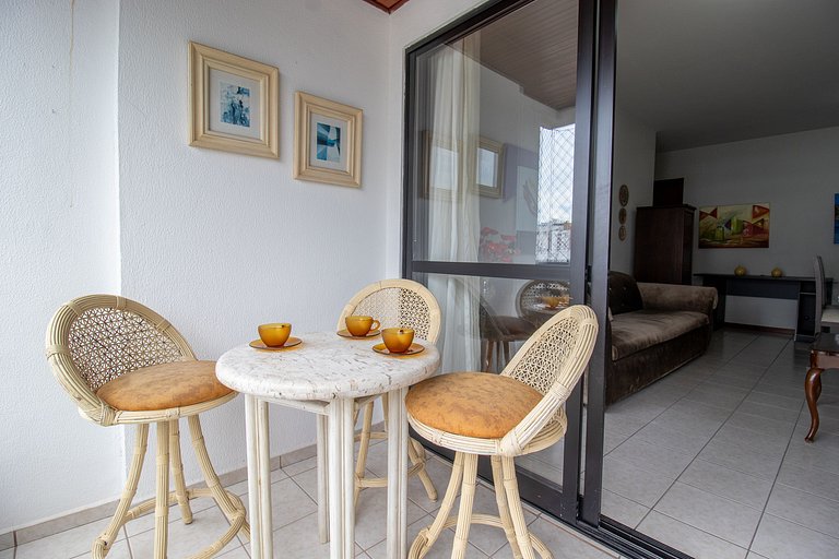 ISO86B - Sacada com Churrasq, 2 Dorm, Climatizado