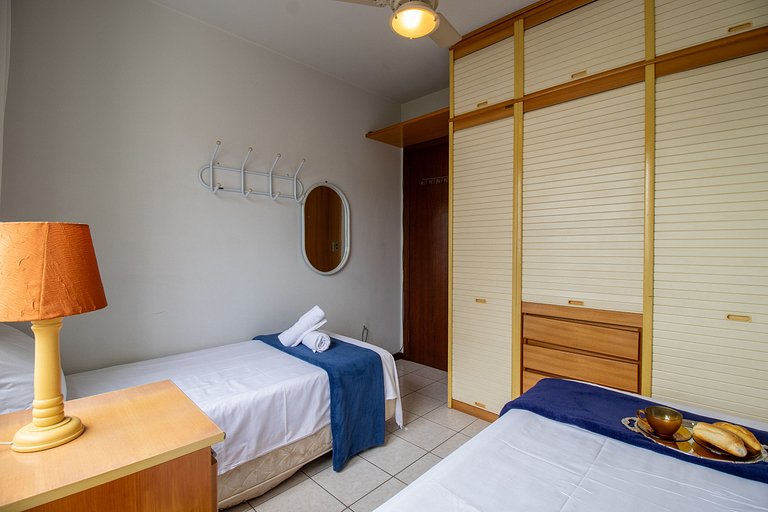 ISO86B - Sacada com Churrasq, 2 Dorm, Climatizado