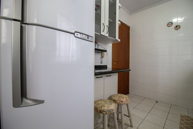 ISO86B - Sacada com Churrasq, 2 Dorm, Climatizado