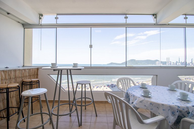 MPC112 - Frente Mar, 3 Suítes, 2 Garagens, Wi-Fi