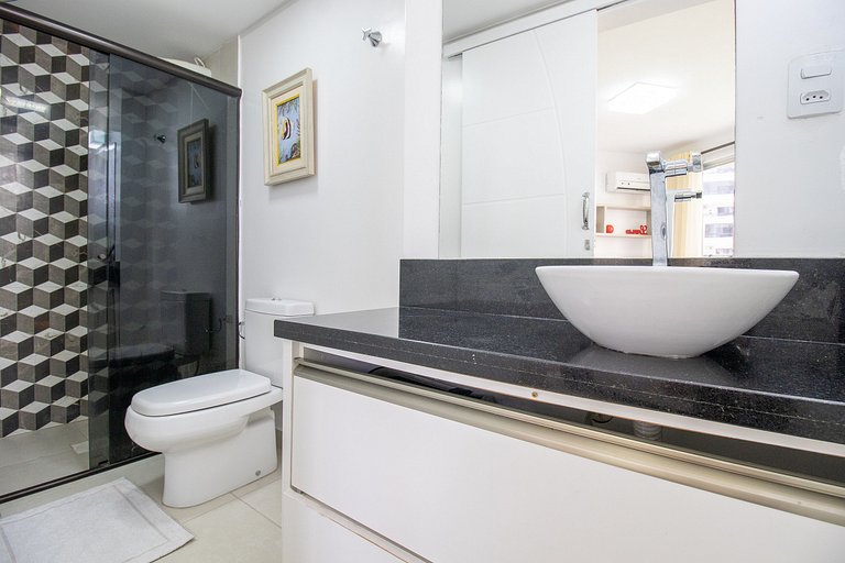 PRG31 - 4 DR, Próx ao Shopping Atlântico, Garagem