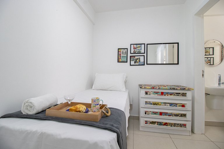 PRG31 - 4 DR, Próx ao Shopping Atlântico, Garagem