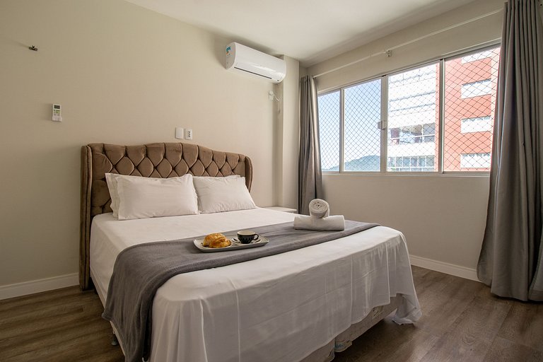 APO816 - Av. Atlântica, Vista Praia, Aconchegante