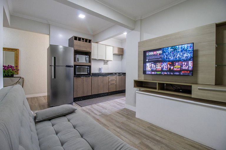 APO816 - Av. Atlântica, Vista Praia, Aconchegante