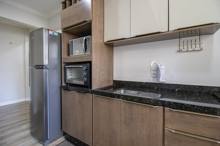 APO816 - Av. Atlântica, Vista Praia, Aconchegante