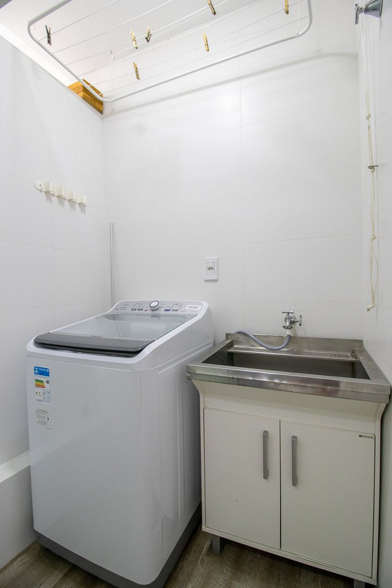 APO816 - Av. Atlântica, Vista Praia, Aconchegante