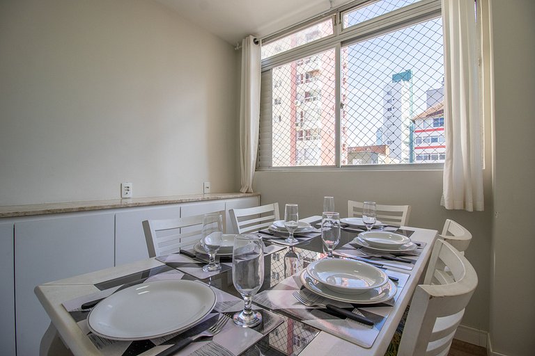 APO816 - Av. Atlântica, Vista Praia, Aconchegante