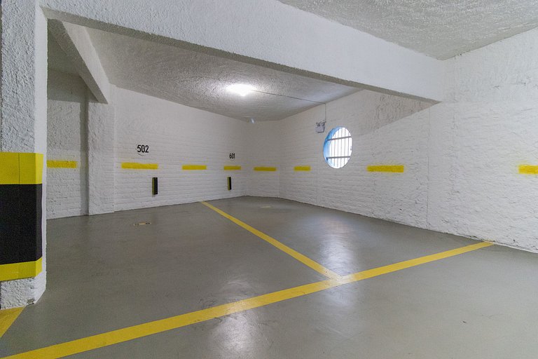 CDL52 - 2 Dorm, Climatizado, Esq. Av. Brasil