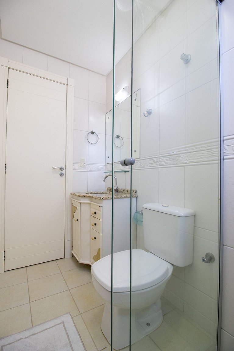 MTC82 - 2 Dorm, Sacada, Churrasqueira, Garagem