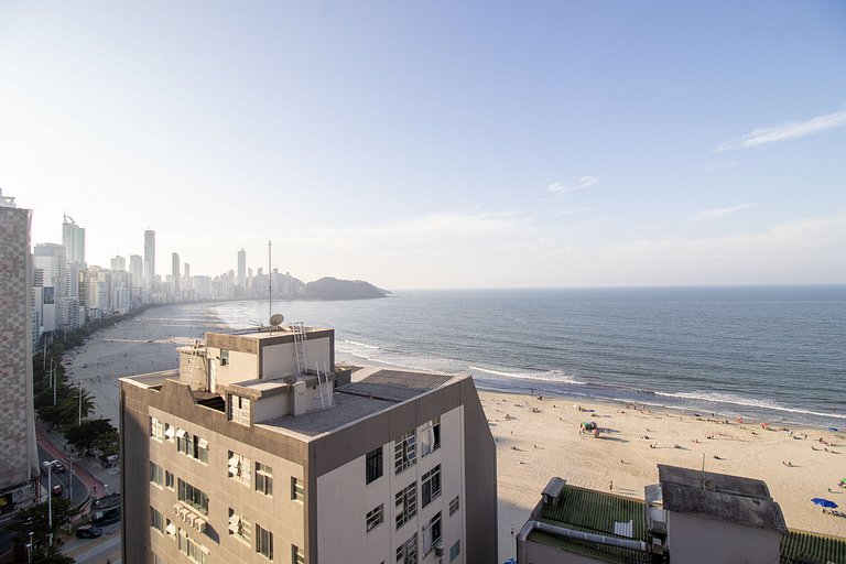 IMP15 - Frente Mar, 4 Dorm, Calçadão, Encantador