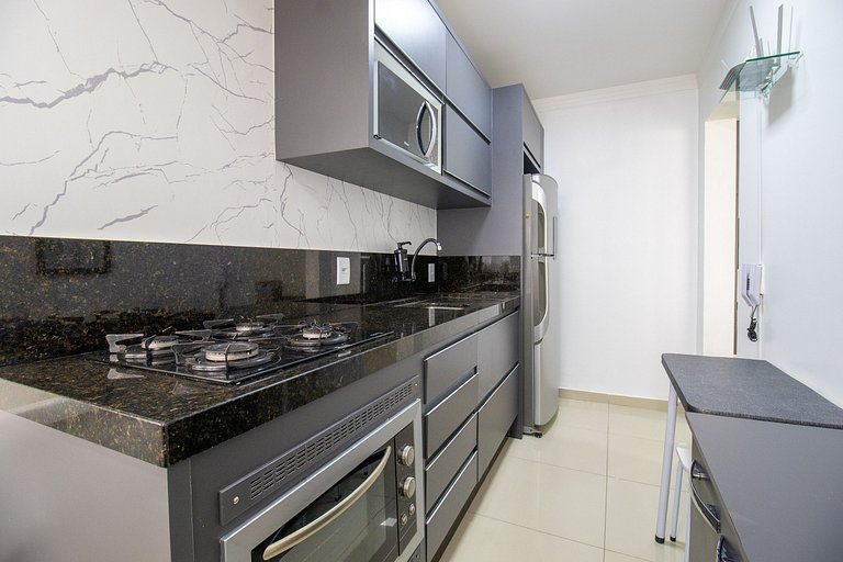 BK34 - 2 Dorm Climatizados, Próx Calçadão, Garagem