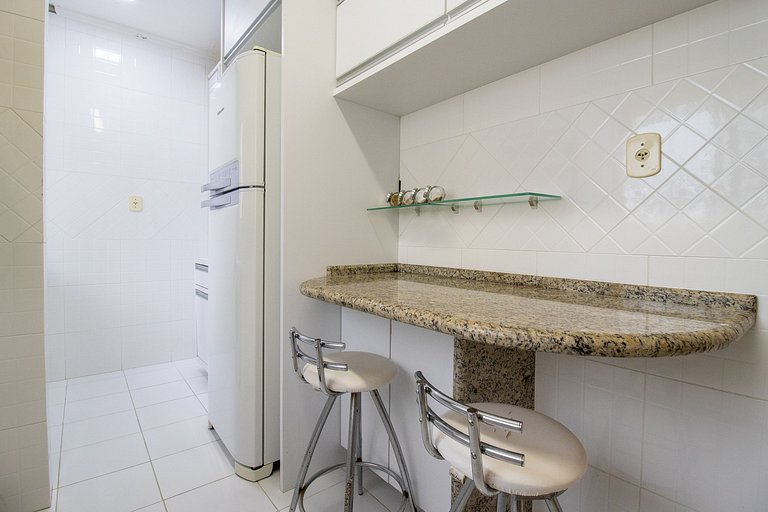 MRF113 - Quadra mar, Churrasqueira, 2Dorm, Garagem
