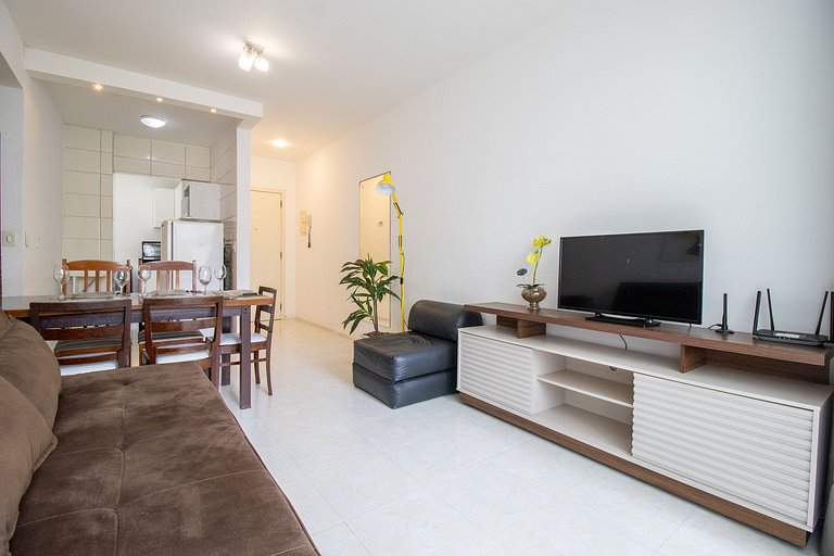 NVR62B - Quadra Mar, Sacada, 2 Dorm, Climatizado