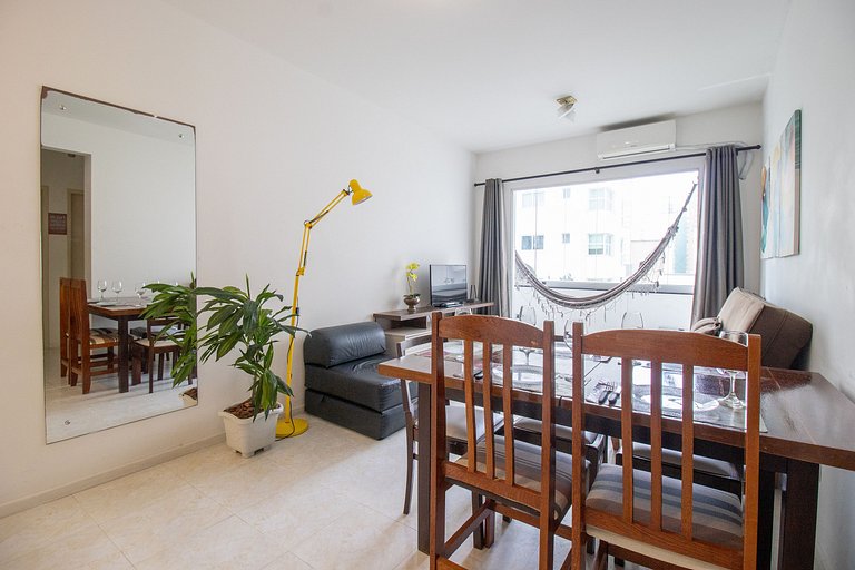 NVR62B - Quadra Mar, Sacada, 2 Dorm, Climatizado