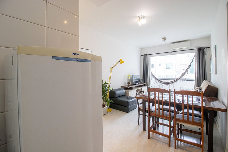 NVR62B - Quadra Mar, Sacada, 2 Dorm, Climatizado