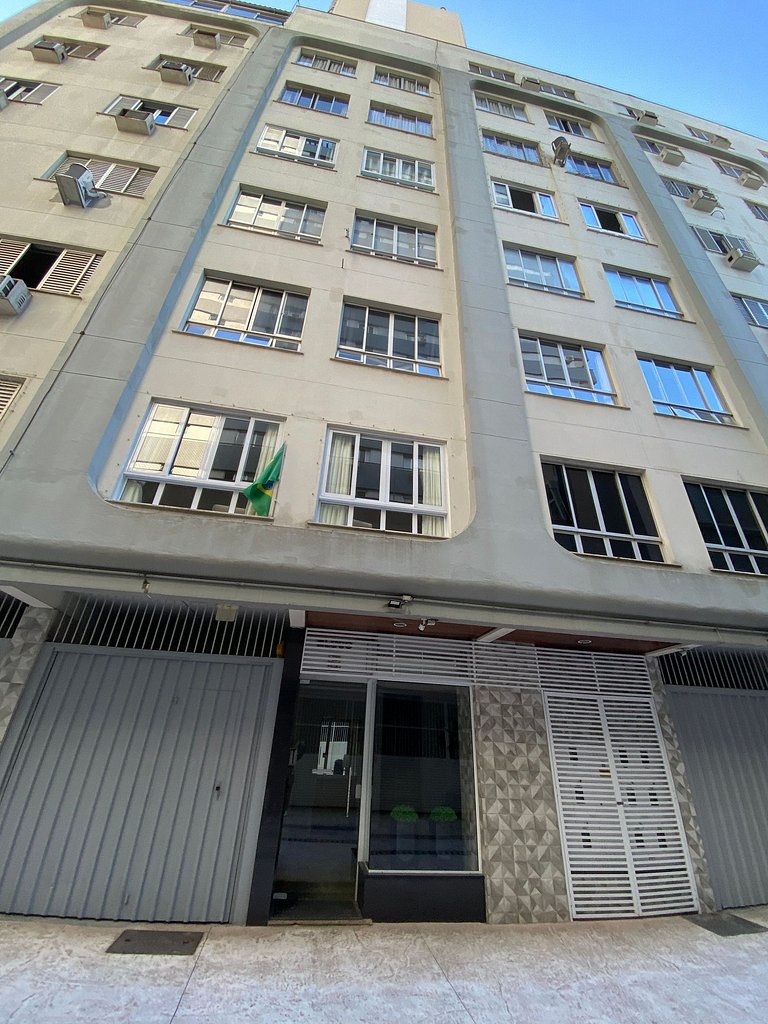 EUG61 - 3Dorm, Quadra Mar, Climatizado, 2 Garagem