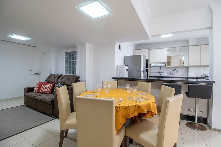 APU14 - 4 Dorm, Climatizado, Esq. Av. Atlântica