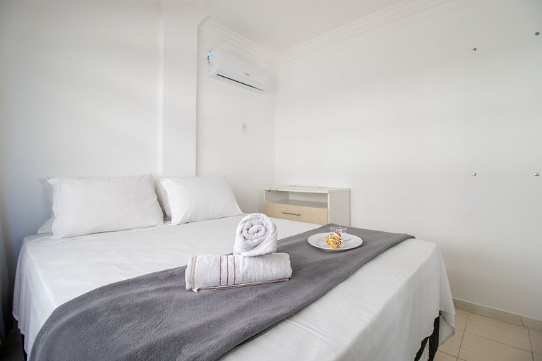 APU14 - 4 Dorm, Climatizado, Esq. Av. Atlântica