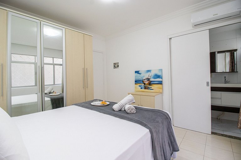APU14 - 4 Dorm, Climatizado, Esq. Av. Atlântica