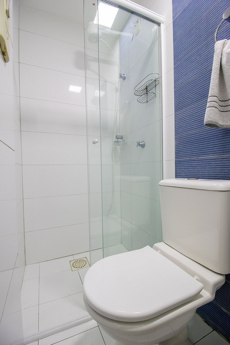 APU14 - 4 Dorm, Climatizado, Esq. Av. Atlântica