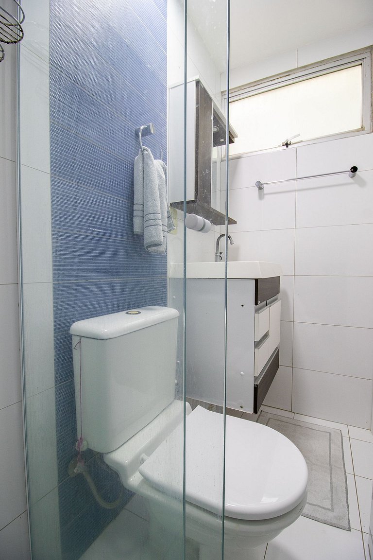 APU14 - 4 Dorm, Climatizado, Esq. Av. Atlântica