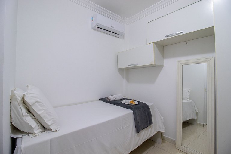 APU14 - 4 Dorm, Climatizado, Esq. Av. Atlântica