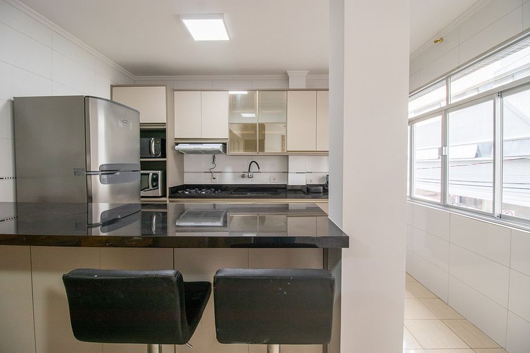 APU14 - 4 Dorm, Climatizado, Esq. Av. Atlântica