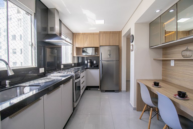 CNC72 - Av Atlântica, Climatizado, 3 Dorm