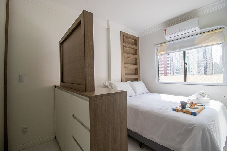 BK54 - Climatizado, TV Smart, Conforto, Garagem