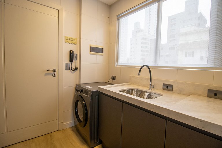 EMA31 - 3 Dorm, Moderno, Churrasqueira, 2 Garagens