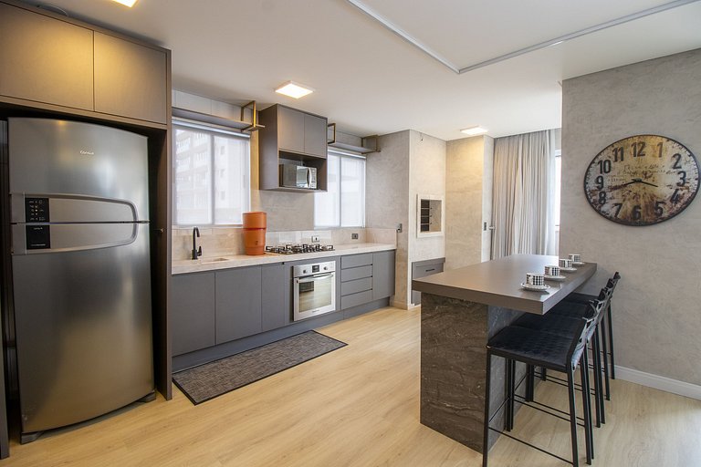 EMA31 - 3 Dorm, Moderno, Churrasqueira, 2 Garagens