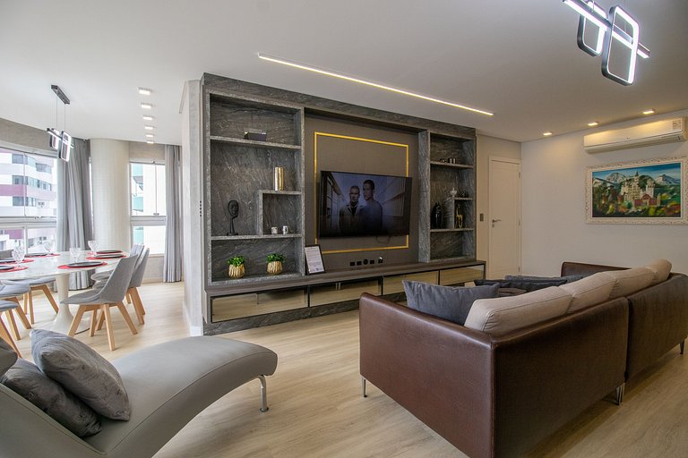 EMA31 - 3 Dorm, Moderno, Churrasqueira, 2 Garagens