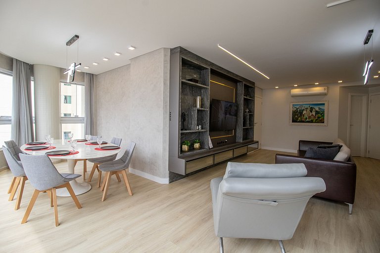 EMA31 - 3 Dorm, Moderno, Churrasqueira, 2 Garagens