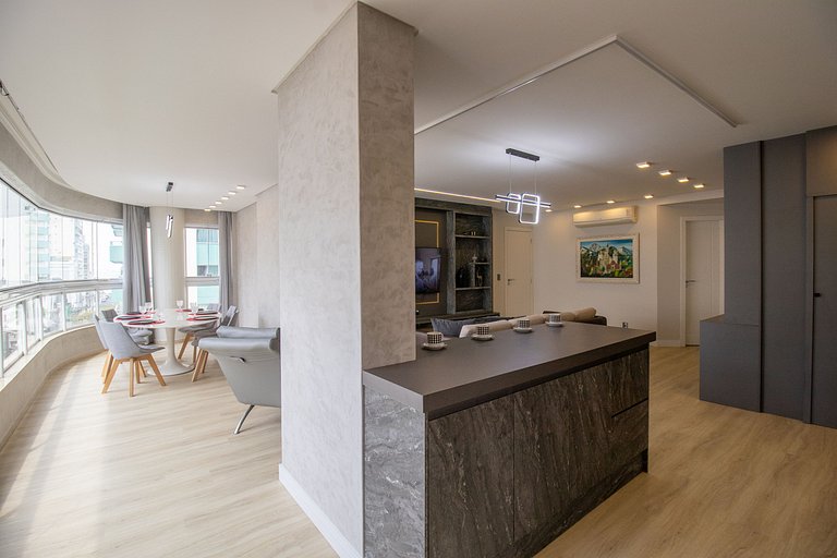 EMA31 - 3 Dorm, Moderno, Churrasqueira, 2 Garagens