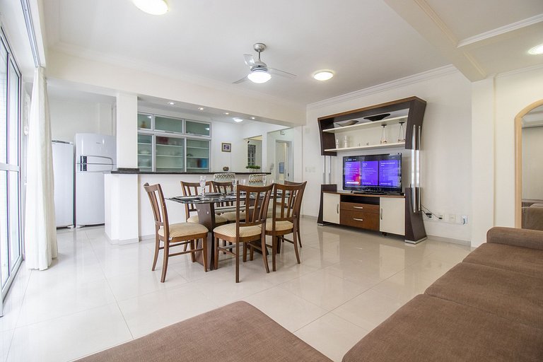 APU13 - 3 Dorm, Esq. Av. Atlântica, Confortável
