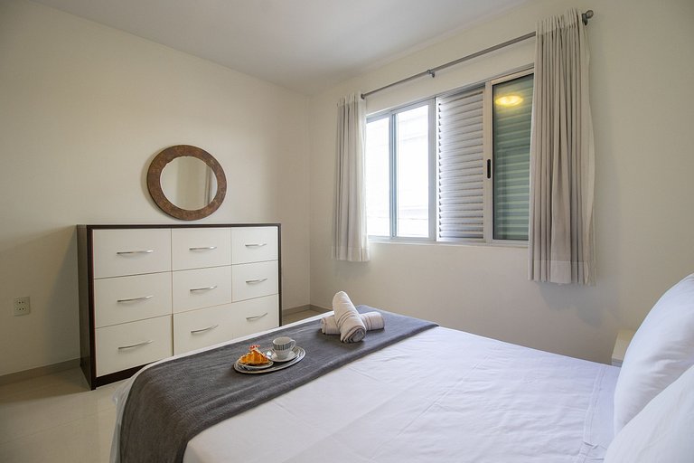 APU13 - 3 Dorm, Esq. Av. Atlântica, Confortável