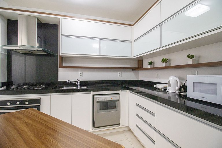 BK81 - 3 Dorm, Climatizado, 2 Garagens, Wi-Fi