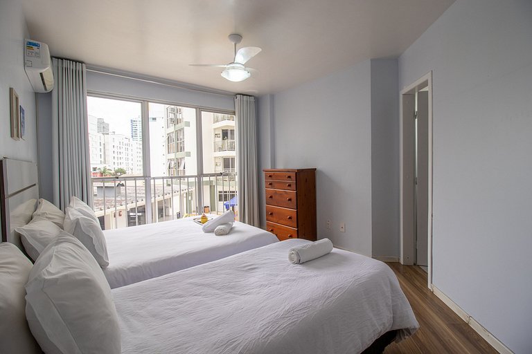 PRG13 - 3 Dorm, Climatizado, Garagem, Wi-Fi