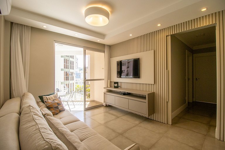 PRG21 - 4 Dorm, Lindo Espaço, Climatizado, Garagem