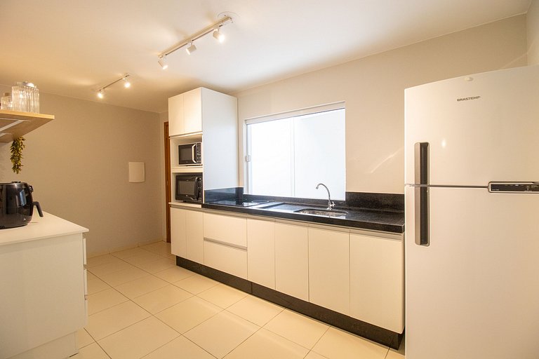 NUN23 - 2Dorm, Garagem, Sacada, TV Smart