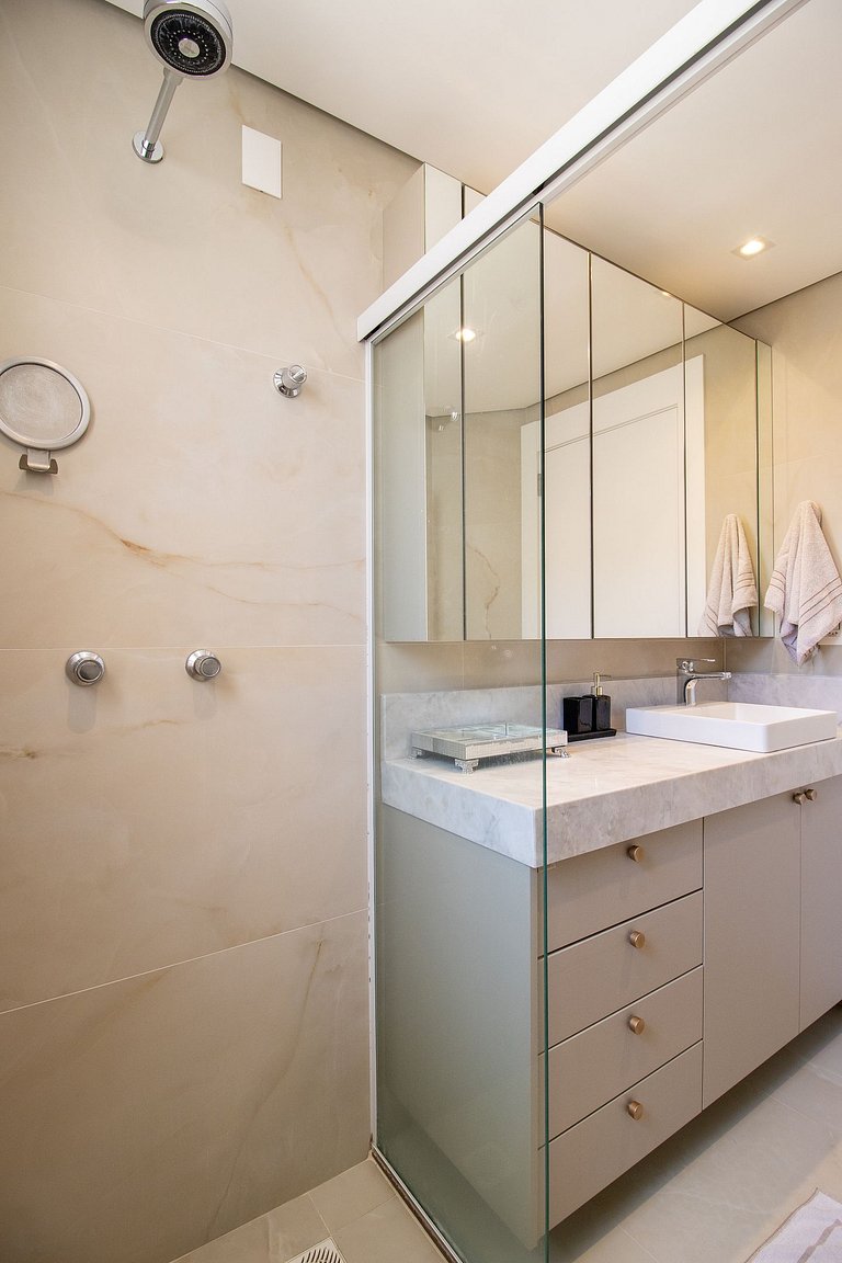 PZV52 - Elegante, Churrasq, Quadra Mar, 3 Dorm