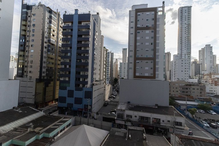 BK24 - 2 Dorm Climatizados, Garagem, Próx.Calçadão