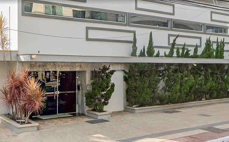 RPA146 - Próx. a Praia, 1 DR Climatizado, Garagem