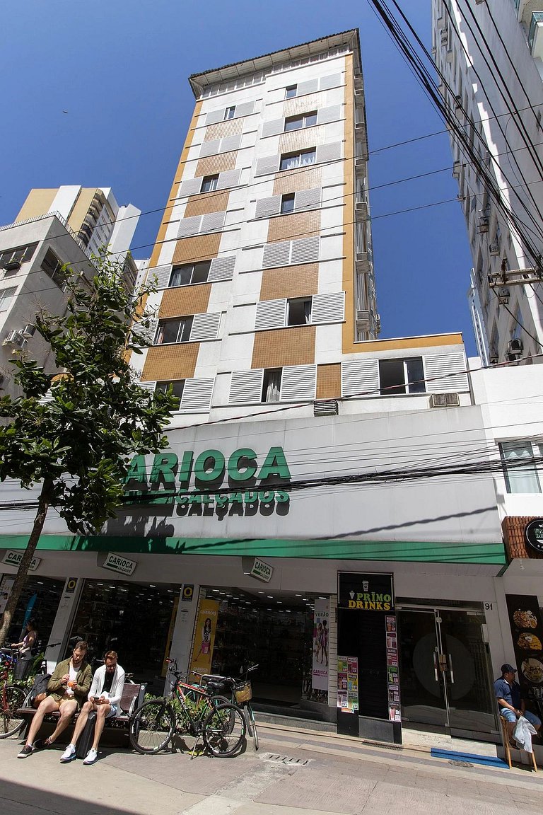 CLI83 - Quadra Mar, Calçadão, Garagem, 1 Dorm