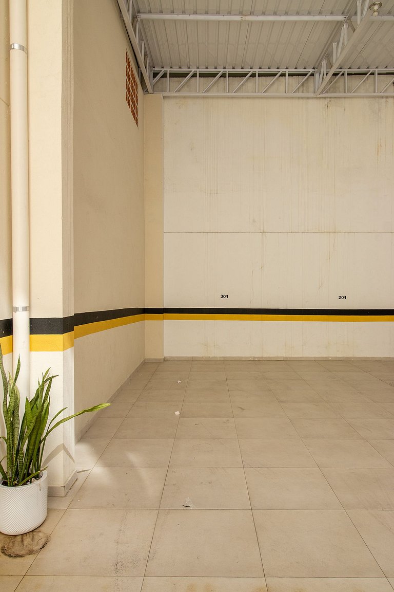 MAU31 - Churrasqueira, Av. Brasil, 3 Dorm
