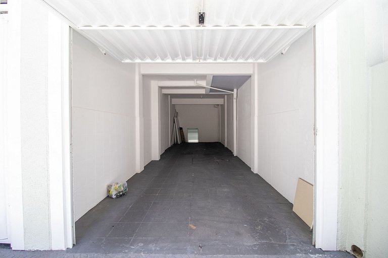 JOA23 - 1 Dorm, Climatizado, Garagem, TV Smart