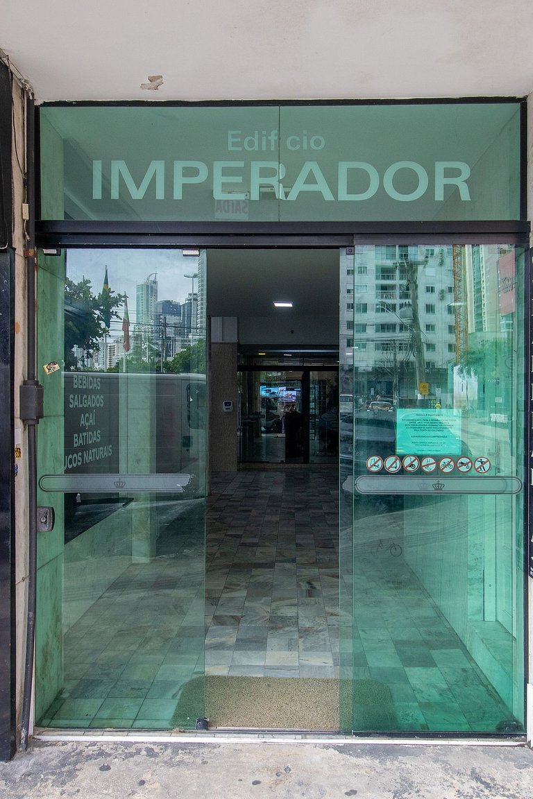 IMP21 - Calçadão, Frente Mar, 3 Suítes + 1 Dorm
